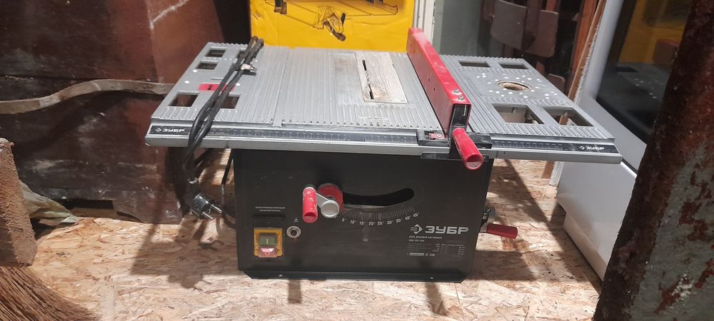 Продам настольную пилу