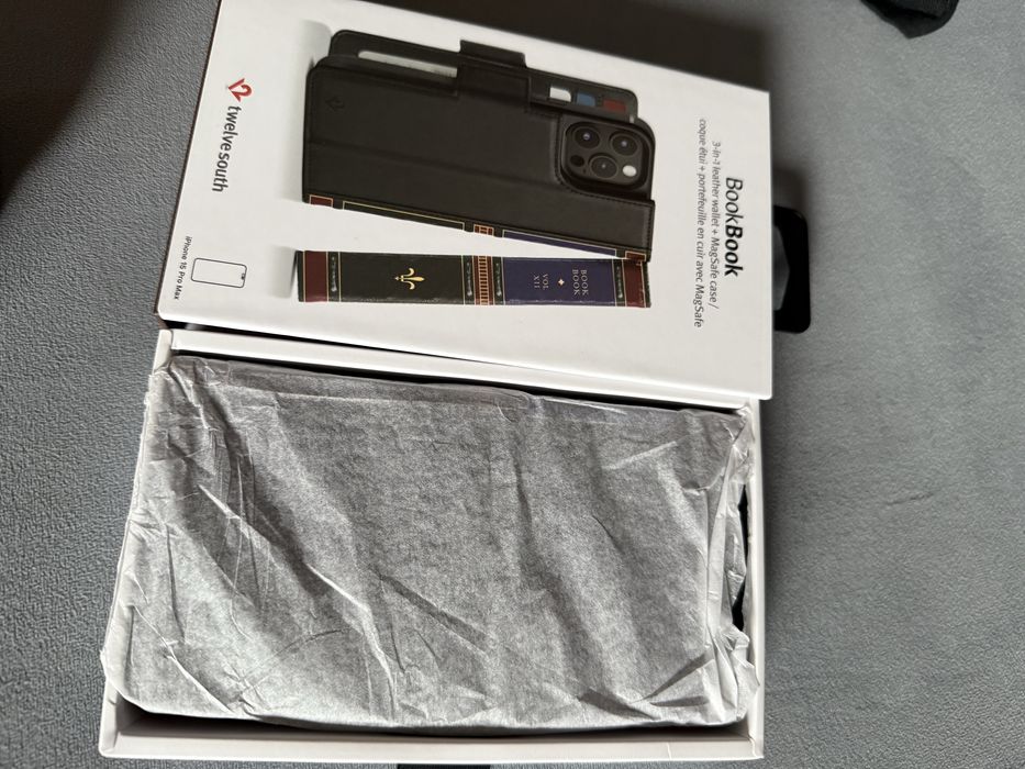 Husa BookBook originala - iPhone 15 MaxPro