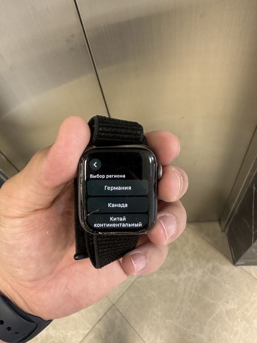 Продам apple watch 4 44mm