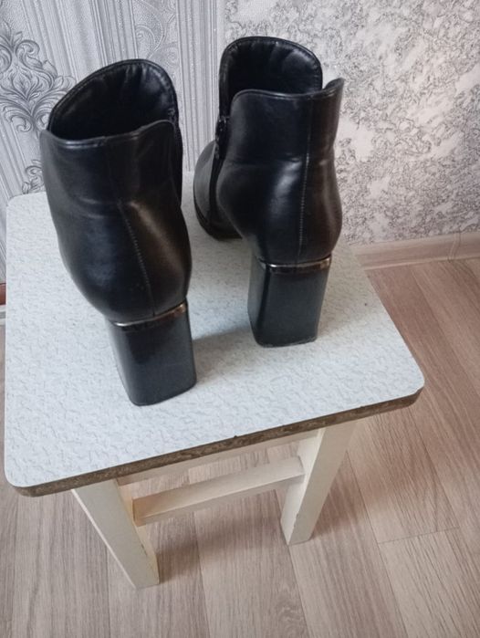 Женские полусапожки