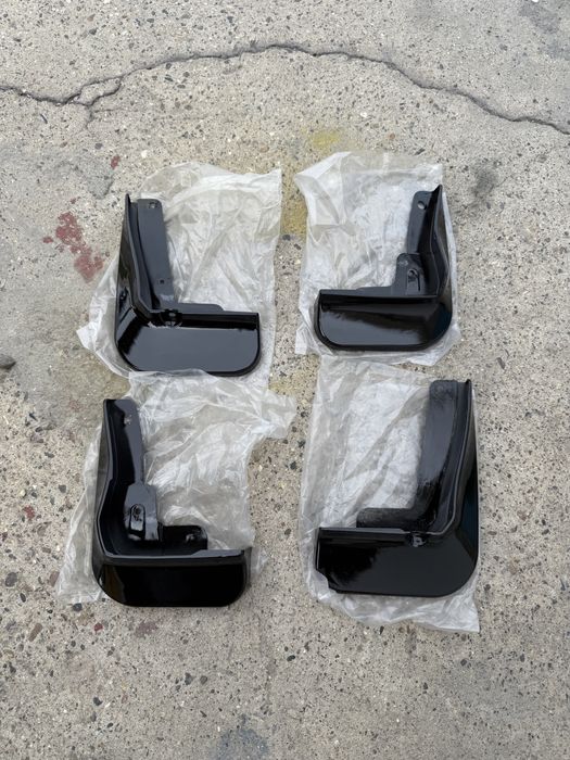 Camry 70 брызговики