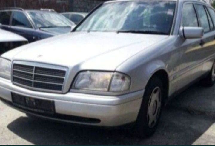 Mercedes C class , c 180 , bara spate carlig usa bancheta motor 1.8

v