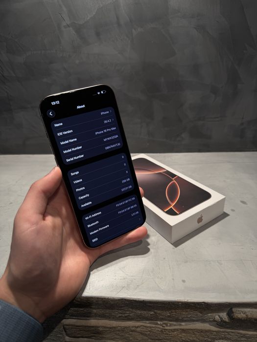 КАТО ЧИСТО НОВ Iphone 16 Pro Max, 92% батерия