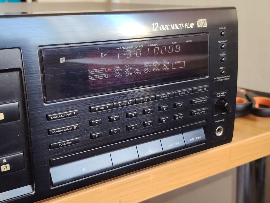 Deck Pioneer 12CD-Uri