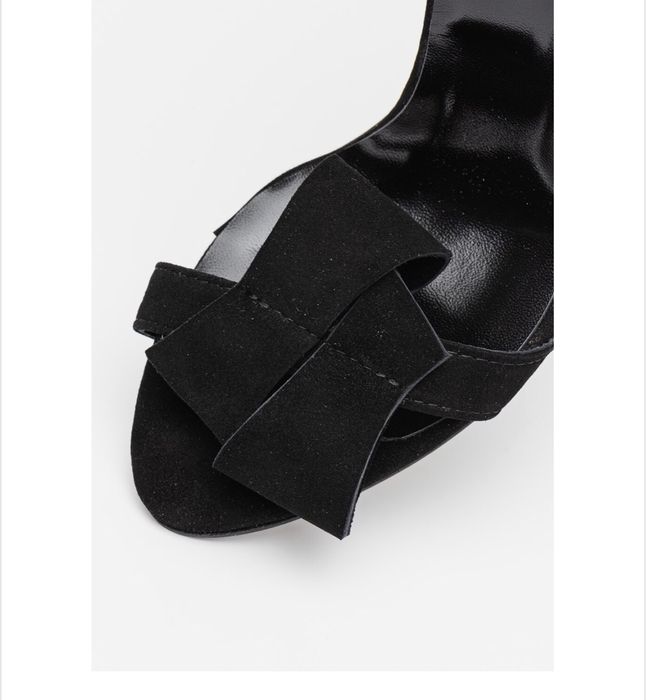 sandale Mihaela Glavan