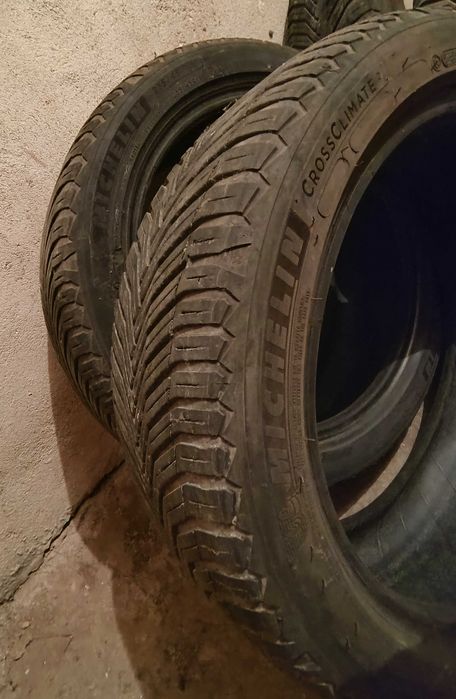 гуми Michelin Crossclimate2. 235/45 R18 DOT4021