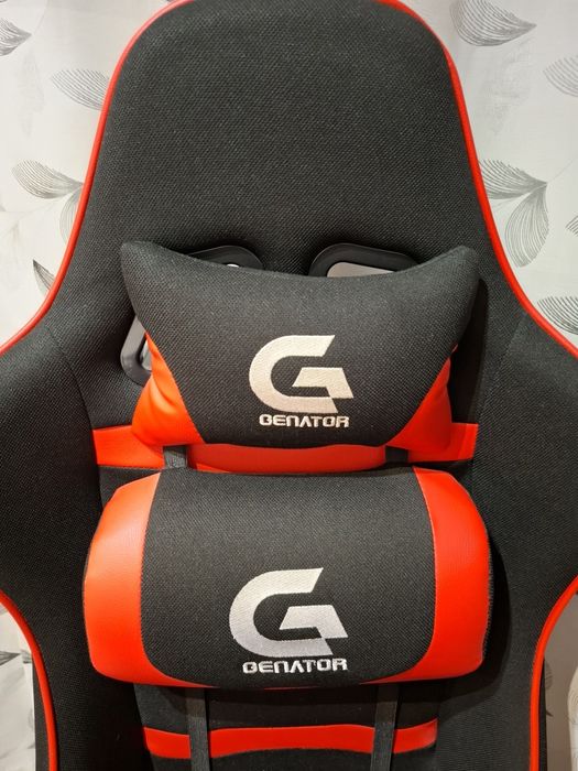 Scaun    gaming   roșu cu negru piele ecologică