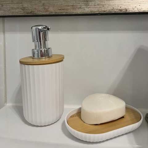 Комплект аксесоари за баня Ruhhy – 6 елемента с бамбукови детайли