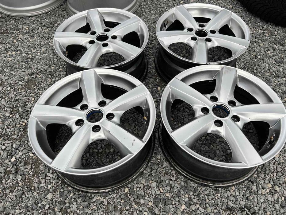 Джанти Dezent 5/112 Audi,VW,Seat

Употребявани, Шумен