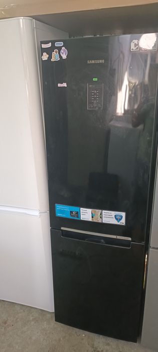 Продам холодильник Самсунг