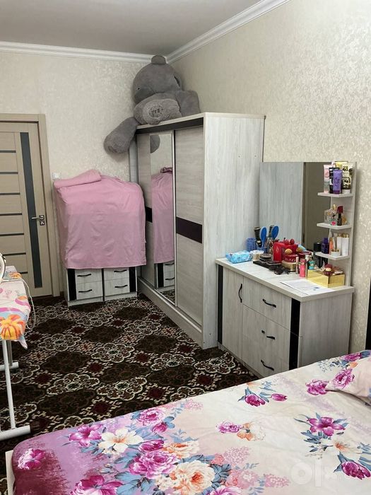 Srochna uy sotiladi arzon narxda pul zaril remont svejiy