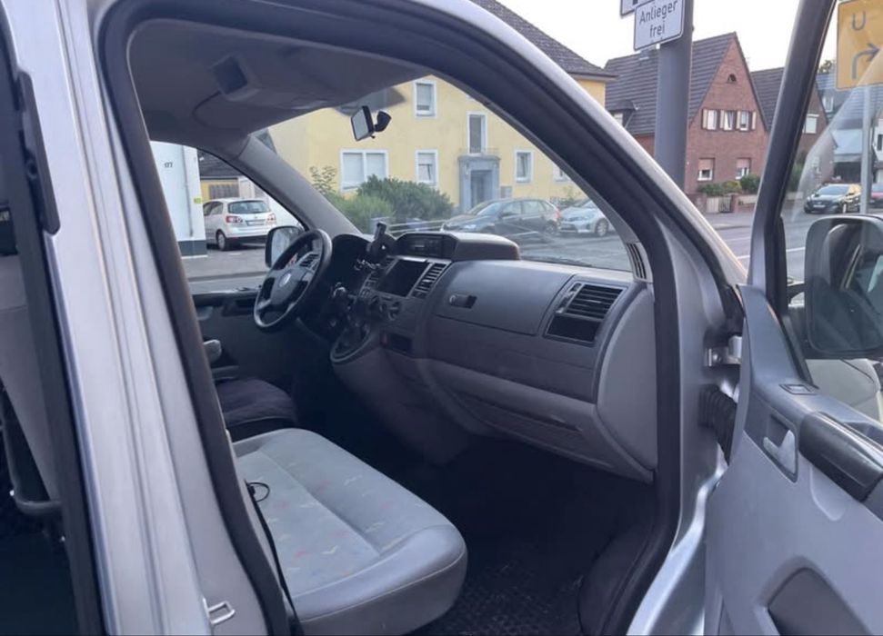VW T5 Transporter 2.5 TDI 174CP
