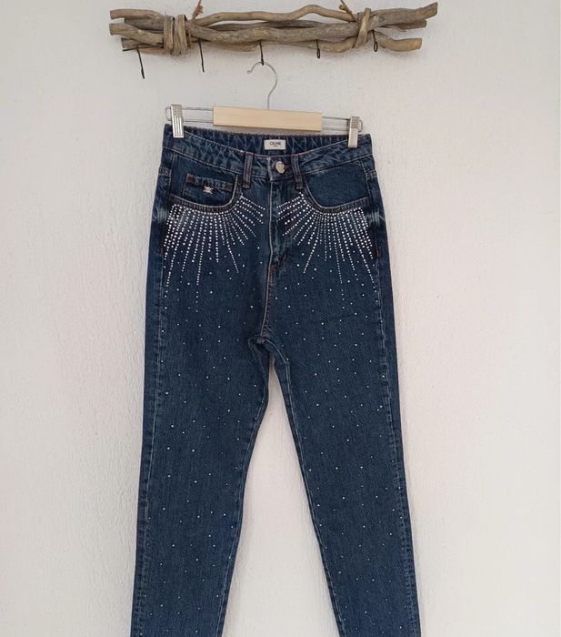 Дамски дънки с камъни