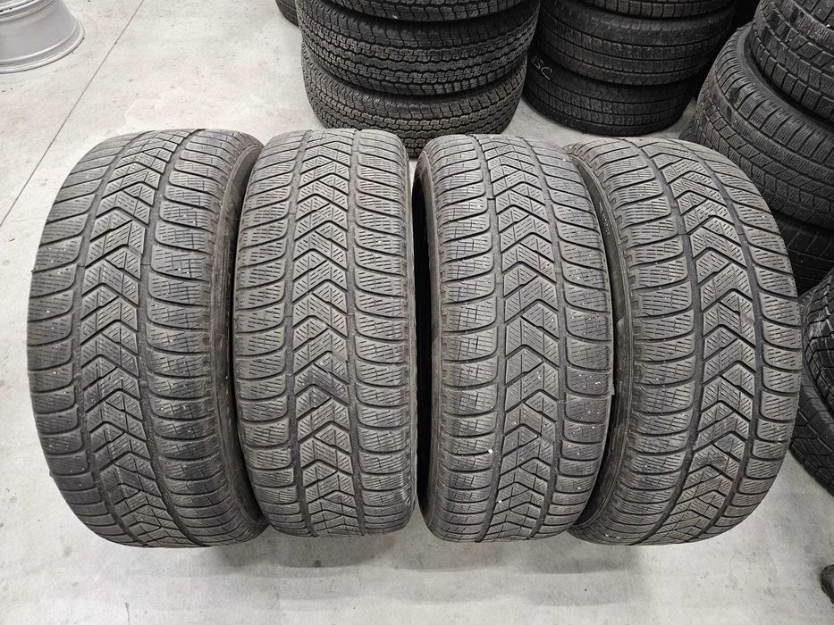 4 Anvelope IARNA 235.55.19 'Pirelli' [dot 2022] ; stare buna