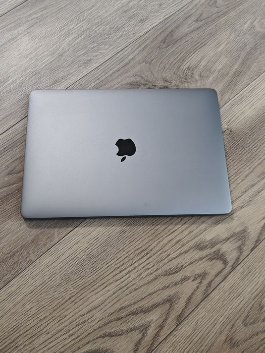 Macbook pro Touch Bar A2338 M1 , RAM 8 GB , Ssd 256