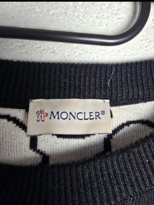 Pulover barbat Moncler Model Girocollo Marime M