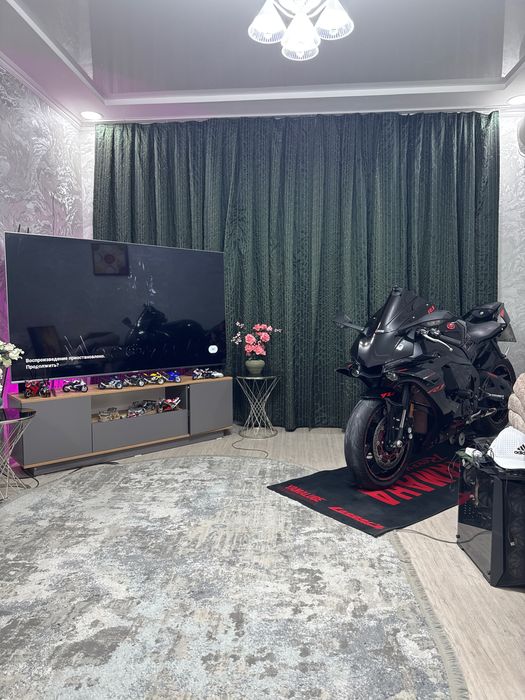 Yamaha R1 официально завезен с канады не китай не корея