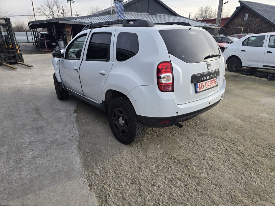 Dacia Duster 4x4  2017 11 1.5 dci 110 cp  Avariat Lovit