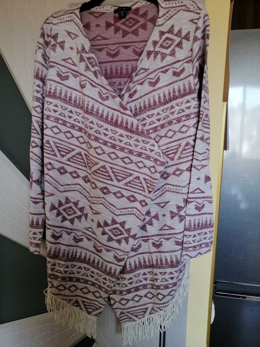 Асиметрична лятна жилетка с етно мотиви