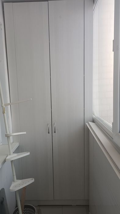 Продам два шкафа