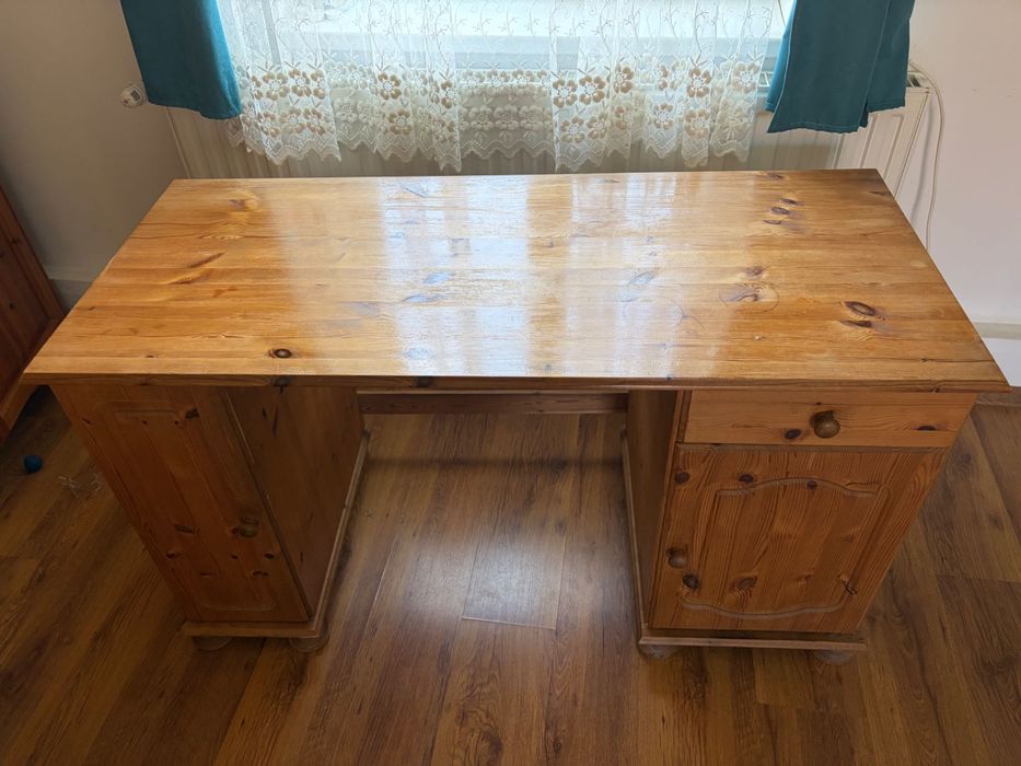 Birou din lemn masiv de pin, stil rustic