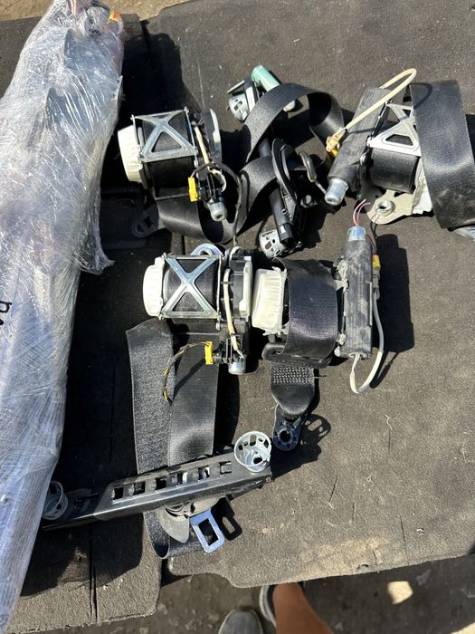 Предни и задни колани и Завеси за Porsche panamera 2009-2014г