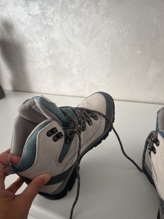 Теплые горные  кроссовки