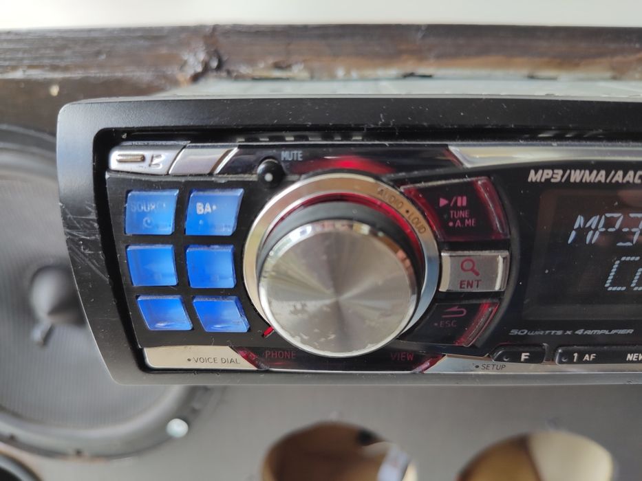 Висок клас ALPINE CDE-9882Ri USB / CD / MP3