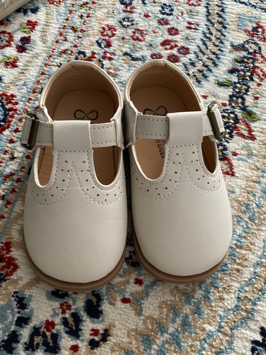 Детские туфельки