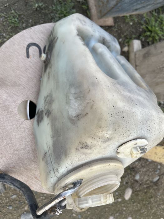 Бочок омыватель Мерседес 124 оргинал