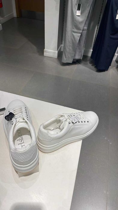 Продавам спортни мъжки обувки уникални RiverIsland