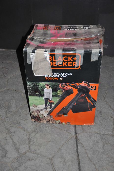 suflanta si aspirator frunze Black&Decker 3000w cu rucsac
