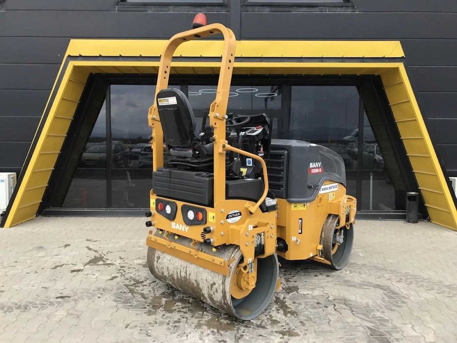 Валяк - двубандажен 3120 кг Sany STR30C-10