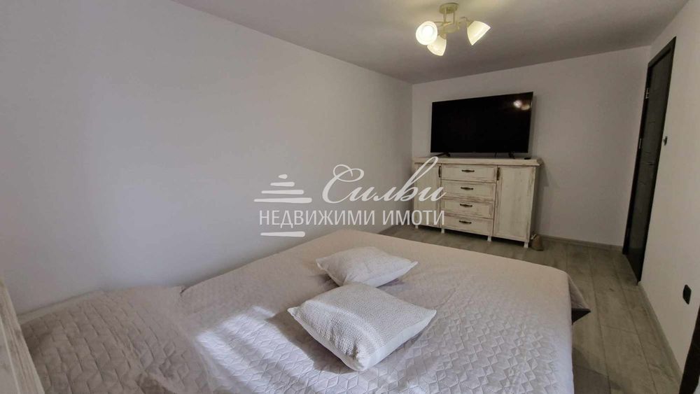 Продава се Тристаен апартамент в Шумен, Дивдядово - 75 кв.м за 1496 €/кв.м - Снимка #3