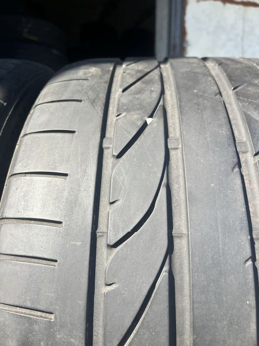 2 бр. летни гуми 295/30/19 Bridgestone 5 mm DOT 1417