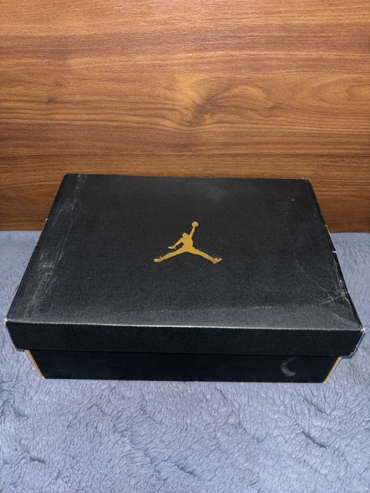 Jordan 1 Hyper Royale + Crease Shields