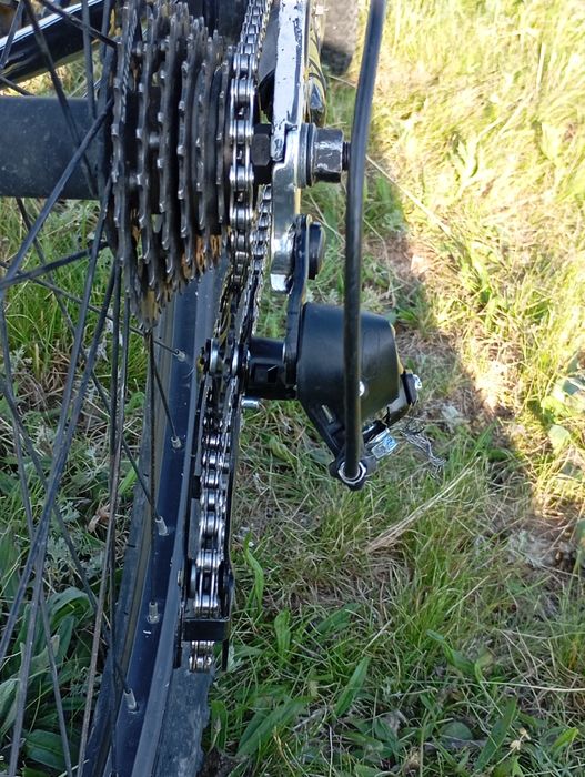 Vând bicicleta full suspension Apollo gradient