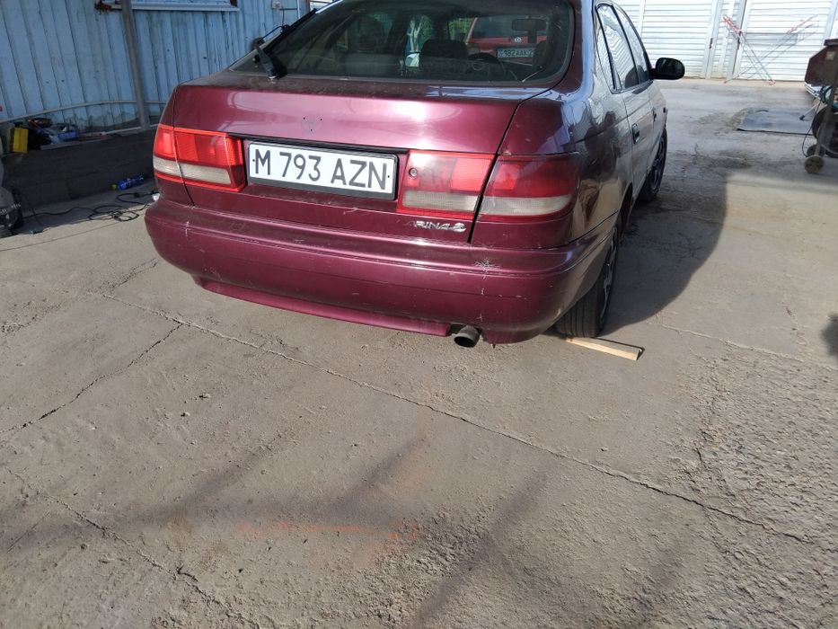 Тойота карина е 95 г.в