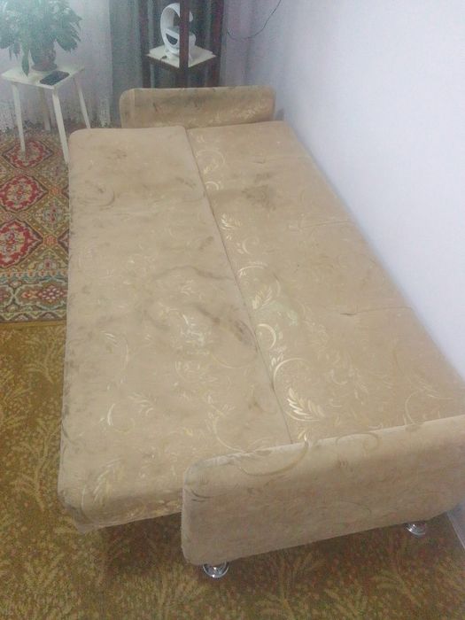 Срочно продам диван книжка +кресла