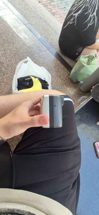 Продавам nikon nuvis 160i