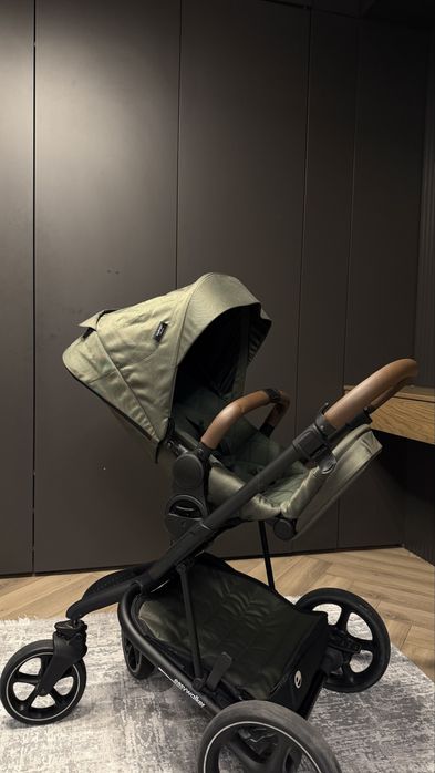 Коляска детская , состояние идеальное