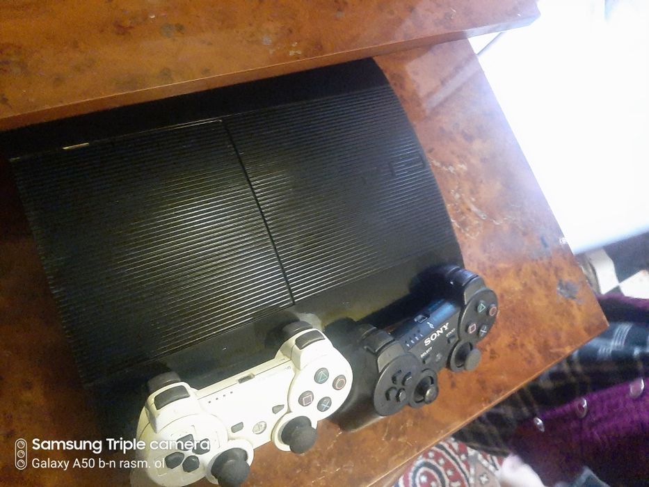 playtsion  3  xolati alo 4 pulti bor