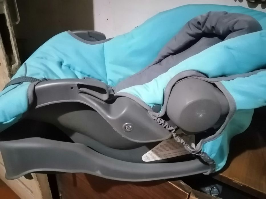 Продаётся детское автокресло