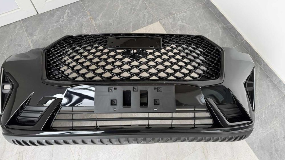 Передний бампер Haval H6 (3 rest) Black