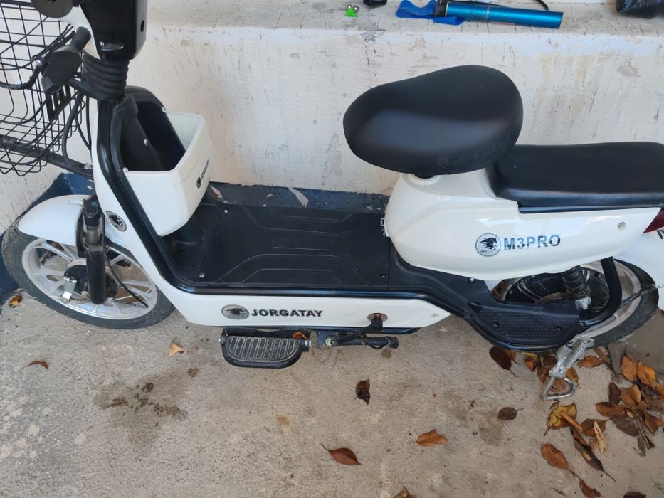 Скутер jorgatai m3 pro
