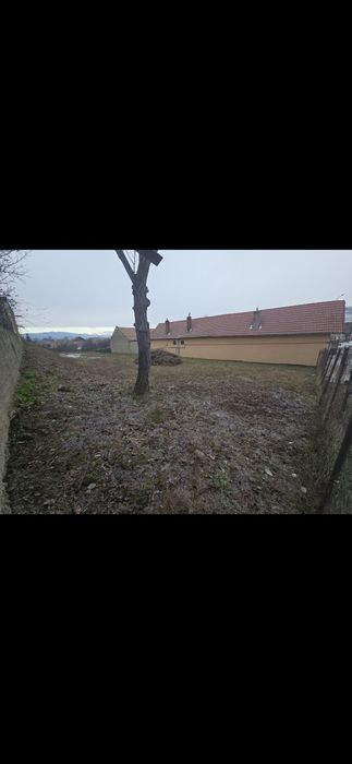 Teren intravilan CENTRAL Lancrăm (Sebeș) – 1243 mp, utilități, asfalt, deschidere 18 m