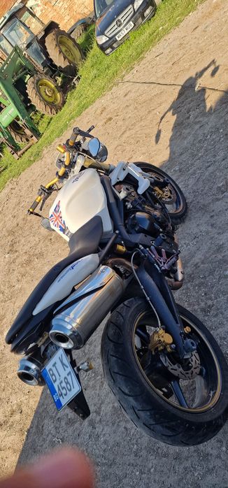 Пистов мотор Triumph Street triple