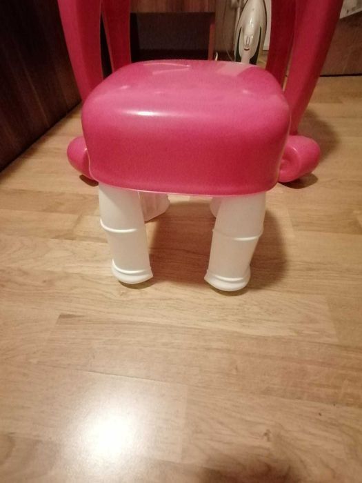 Masă machiaj pentru fetițe și Baghetă cu sunete