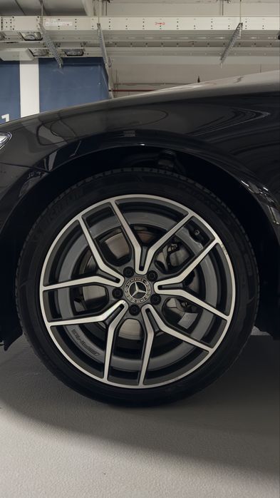 Mercedes Benz W213 E200 4matic