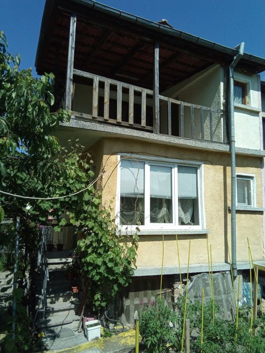 Продава се Къща в Панагюрище - 210 кв.м за 429 €/кв.м - Снимка #3